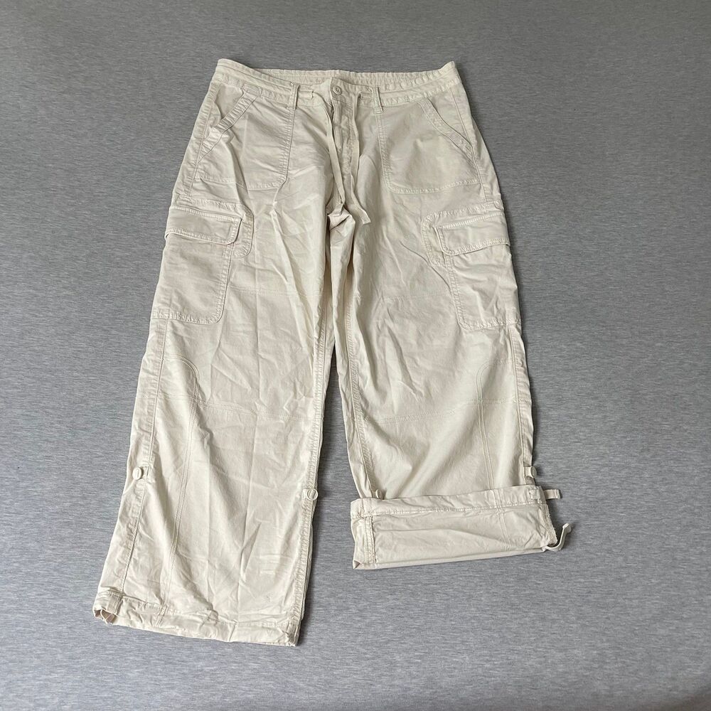 American Eagle Women's Khaki Cargo Pants - Size 14 Short